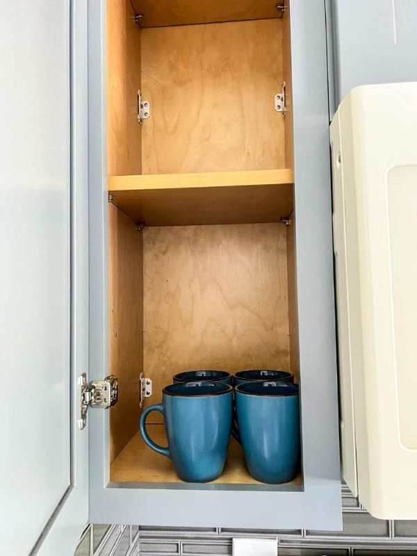 Town and Country Inn image 83